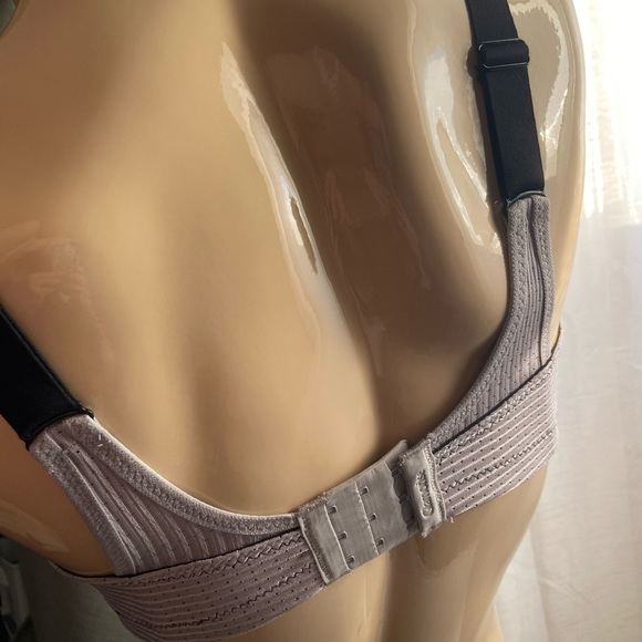 32C Glamorise black and grey sports bra NWOT - Picture 7 of 13